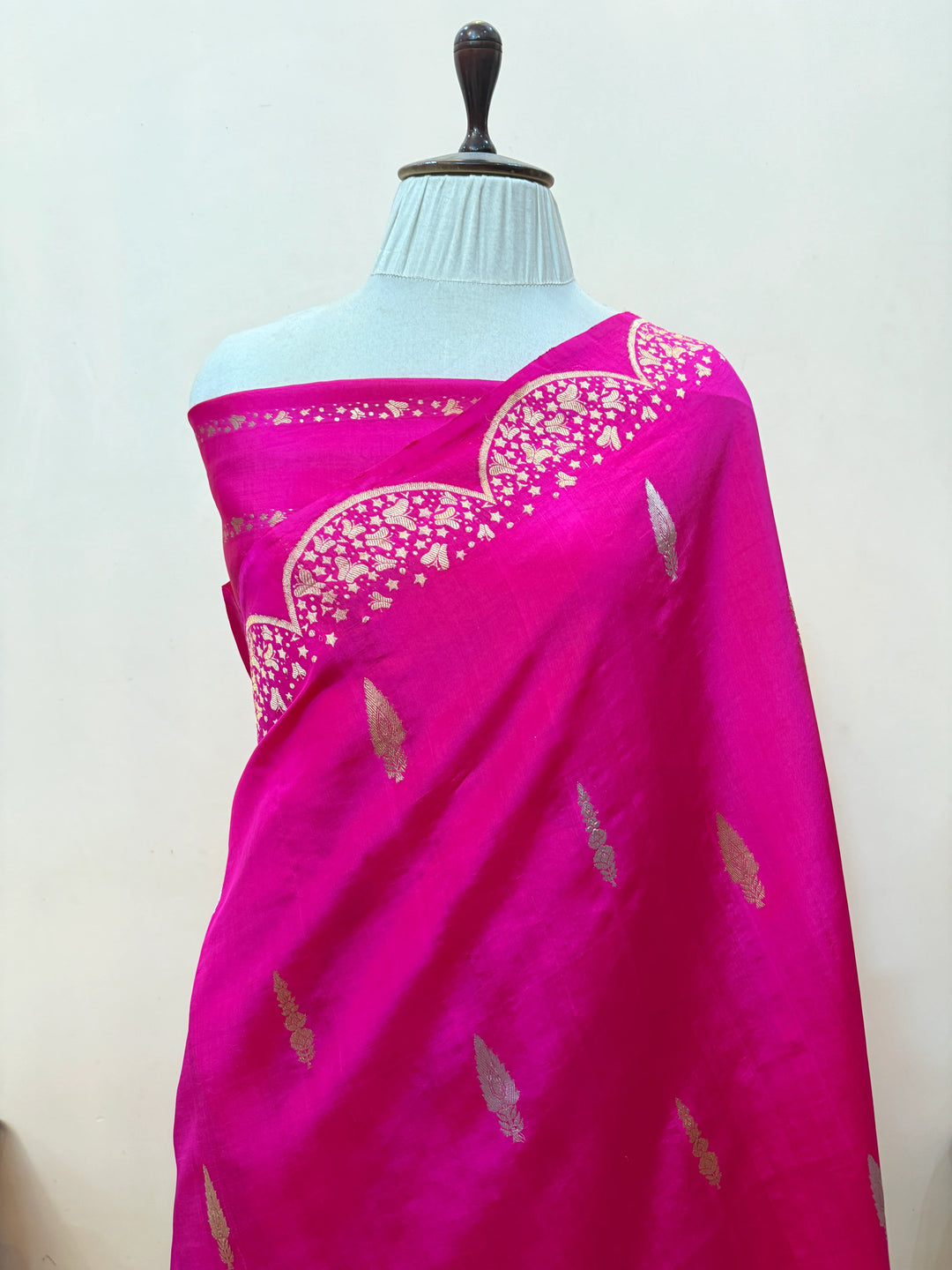 Rani Pink Pure Silk Handloom Banarasi Saree
