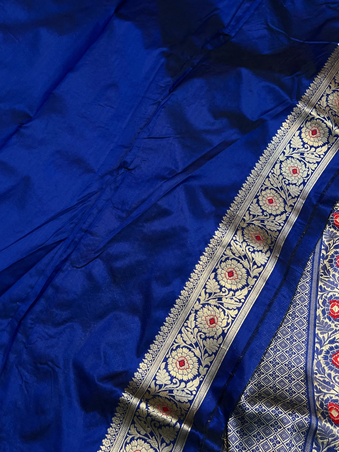 Royal Blue Pure Katan silk Handloom Banarasi Saree