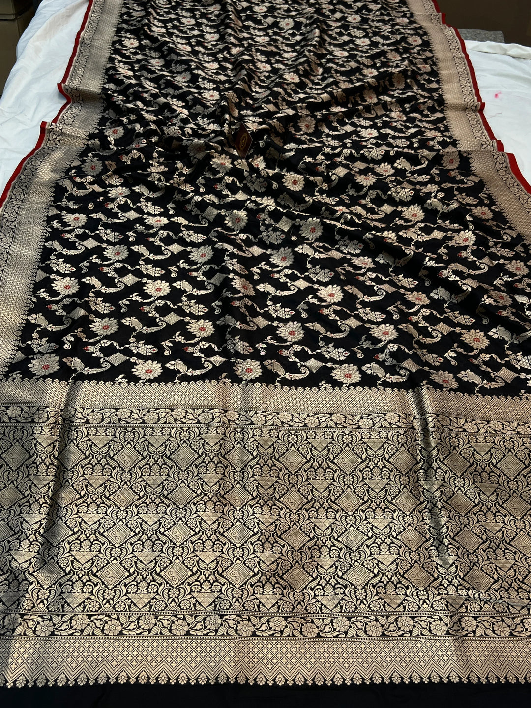 Black Pure Katan silk Handloom Banarasi Saree
