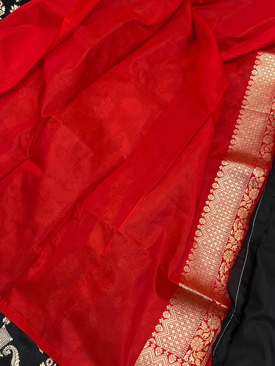 Black Pure Katan silk Handloom Banarasi Saree