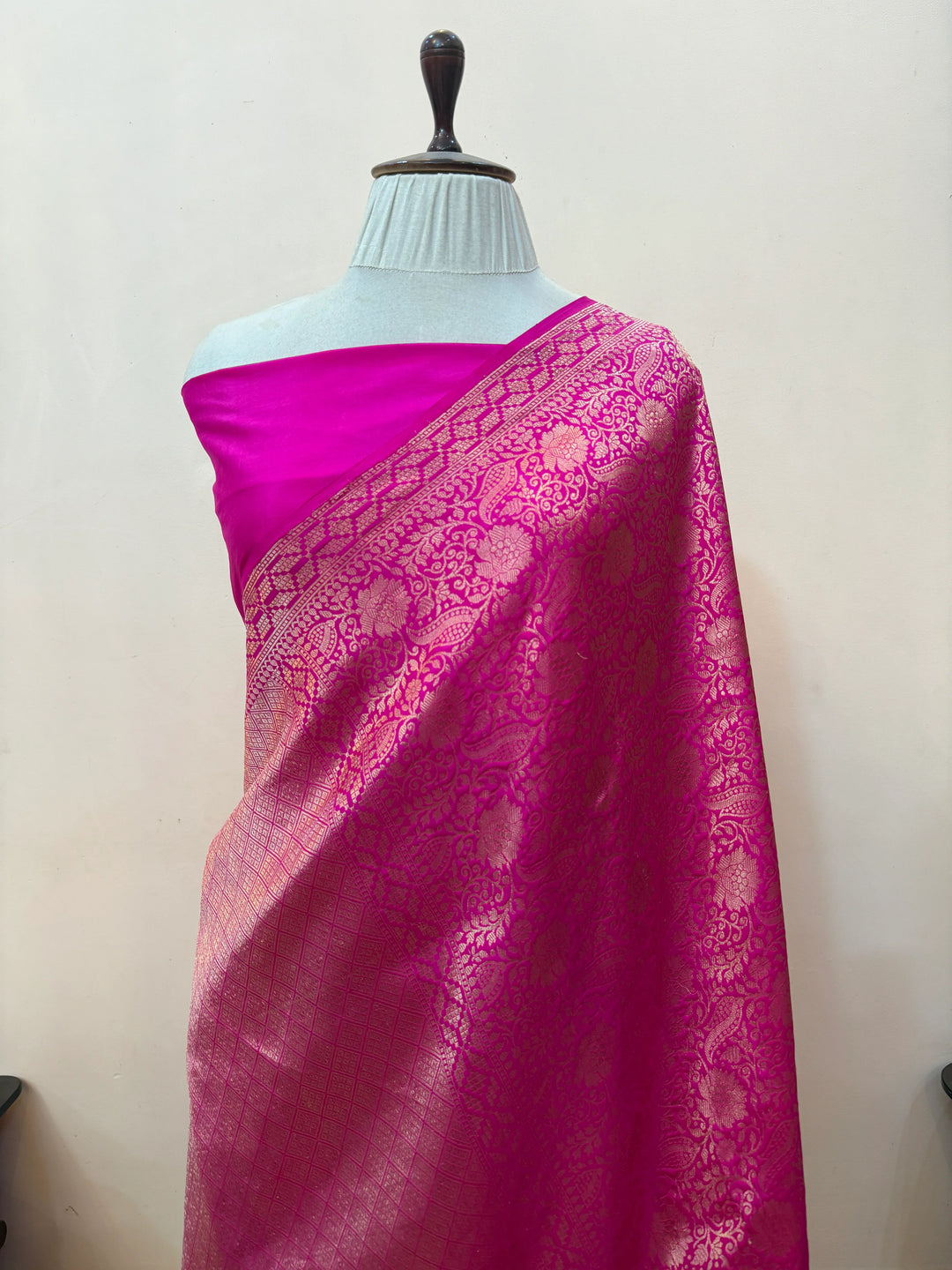 Rani Pink Pure Katan silk Handloom Banarasi Saree