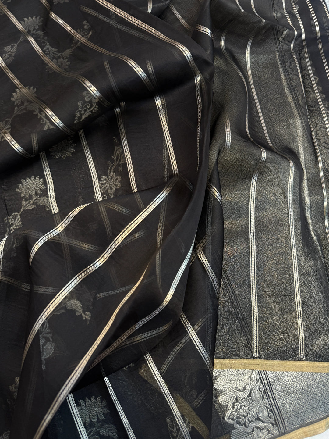 Black Pure Kora Silk Handloom Banarasi Saree