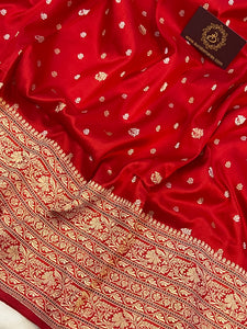 Red Pure Banarasi Handloom Katan Silk Saree - Aura Benaras