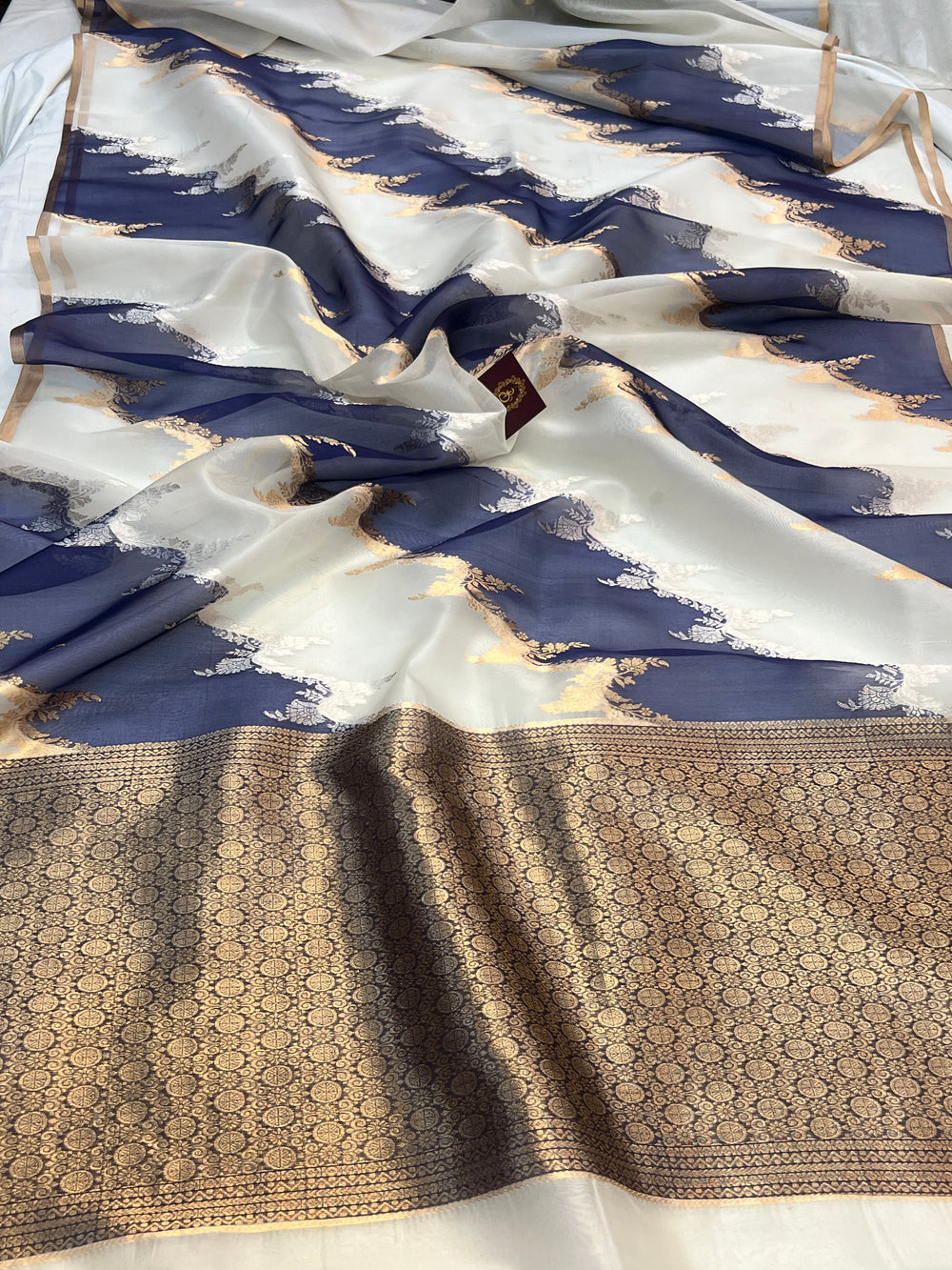 White Pure Kora Silk Handloom Banarasi Saree