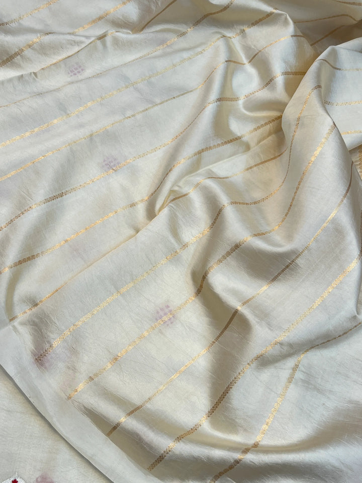Off White Pure Silk Handloom Banarasi Saree