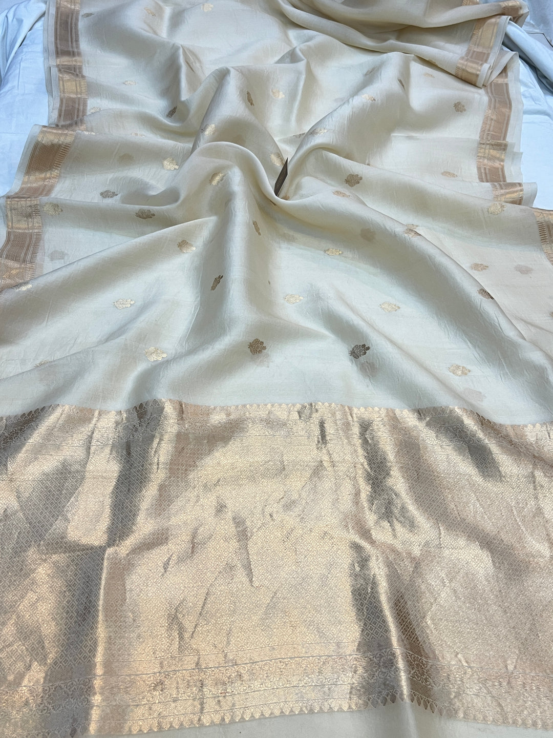Cream Pure Kora Silk Handloom Banarasi Saree