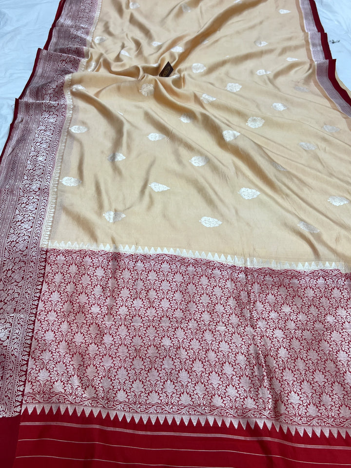 Cream Pure Silk Handloom Banarasi Saree