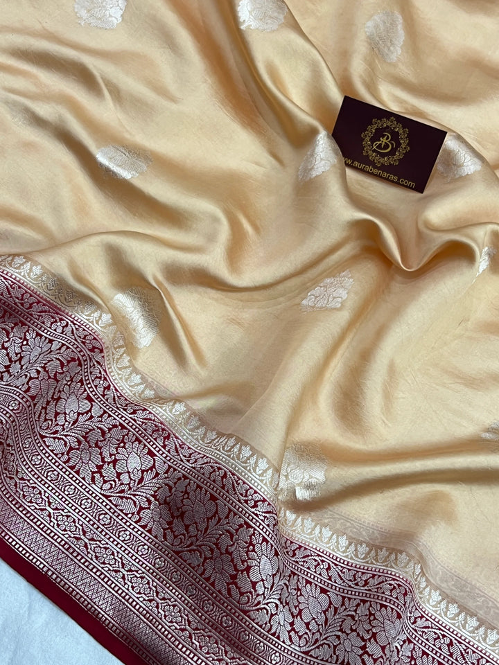 Cream Pure Silk Banarasi Saree with Kadhwa Buti 