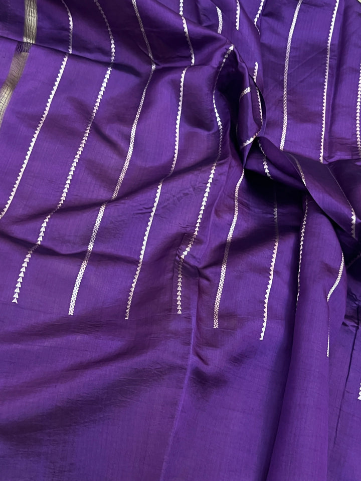 Off White Pure Silk Handloom Banarasi Saree