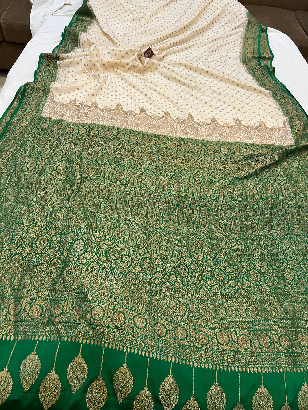 Cream Pure Banarasi Khaddi Crepe Silk Saree - Aura Benaras