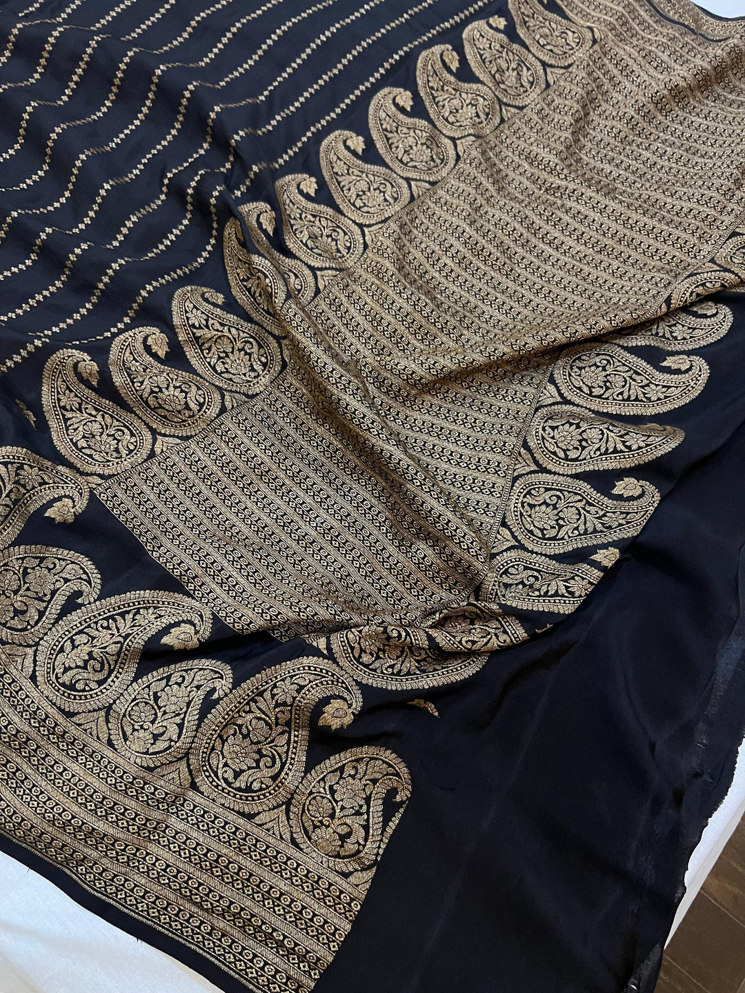 Black Pure Banarasi Khaddi Crepe Silk Saree - Aura Benaras