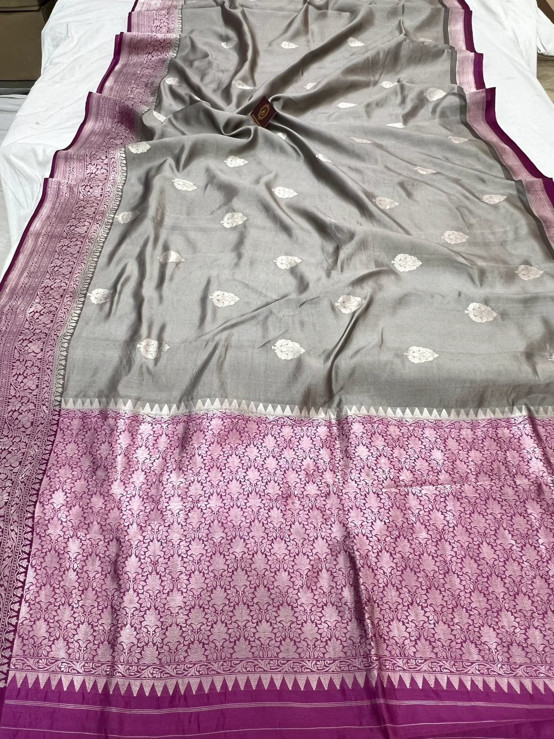 Grey Pure Silk Handloom Banarasi Saree