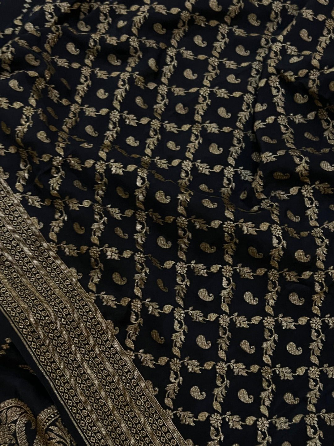 Black Pure Banarasi Khaddi Crepe Silk Saree - Aura Benaras