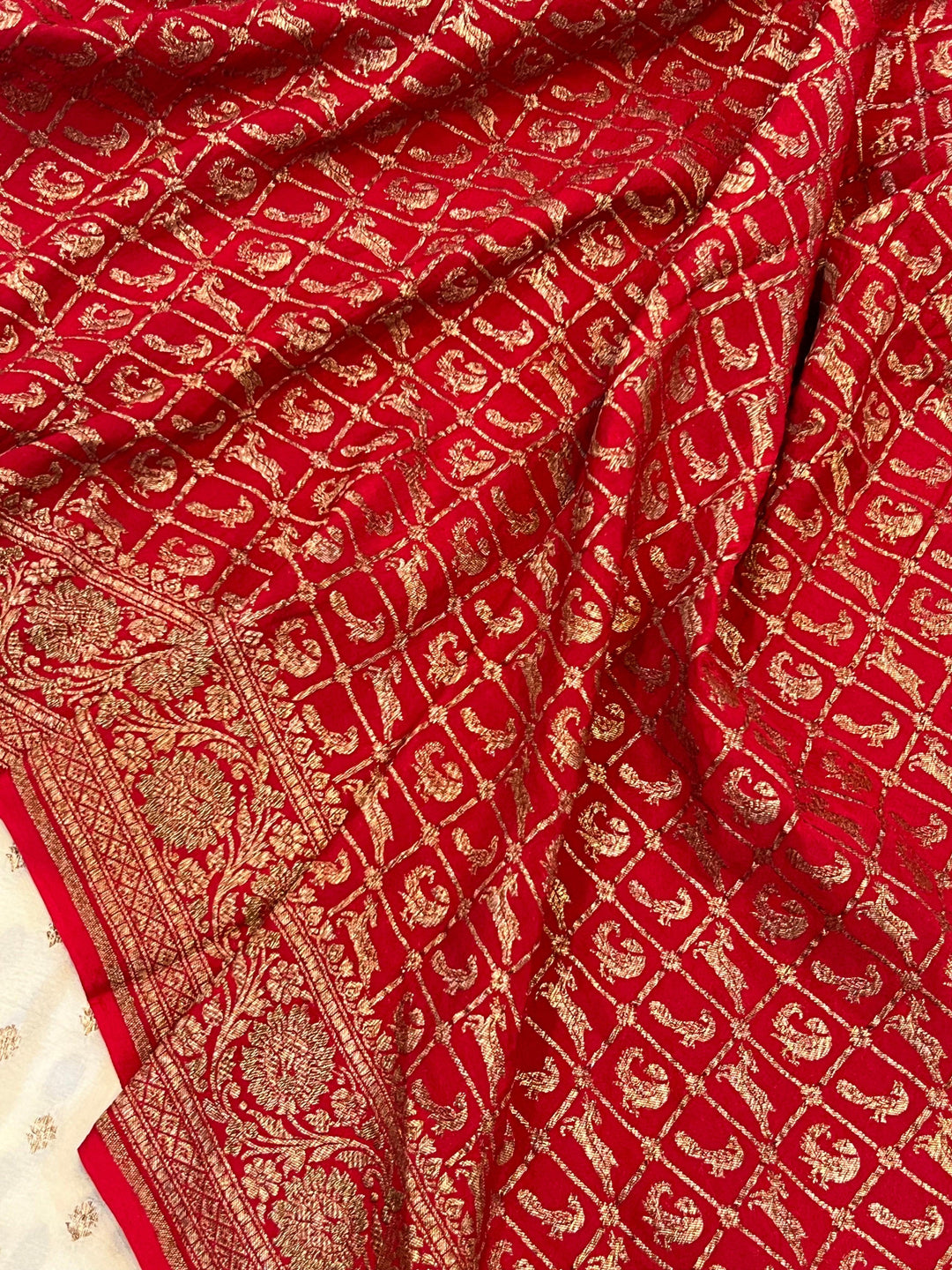 Cream Pure Banarasi Khaddi Crepe Silk Saree - Aura Benaras