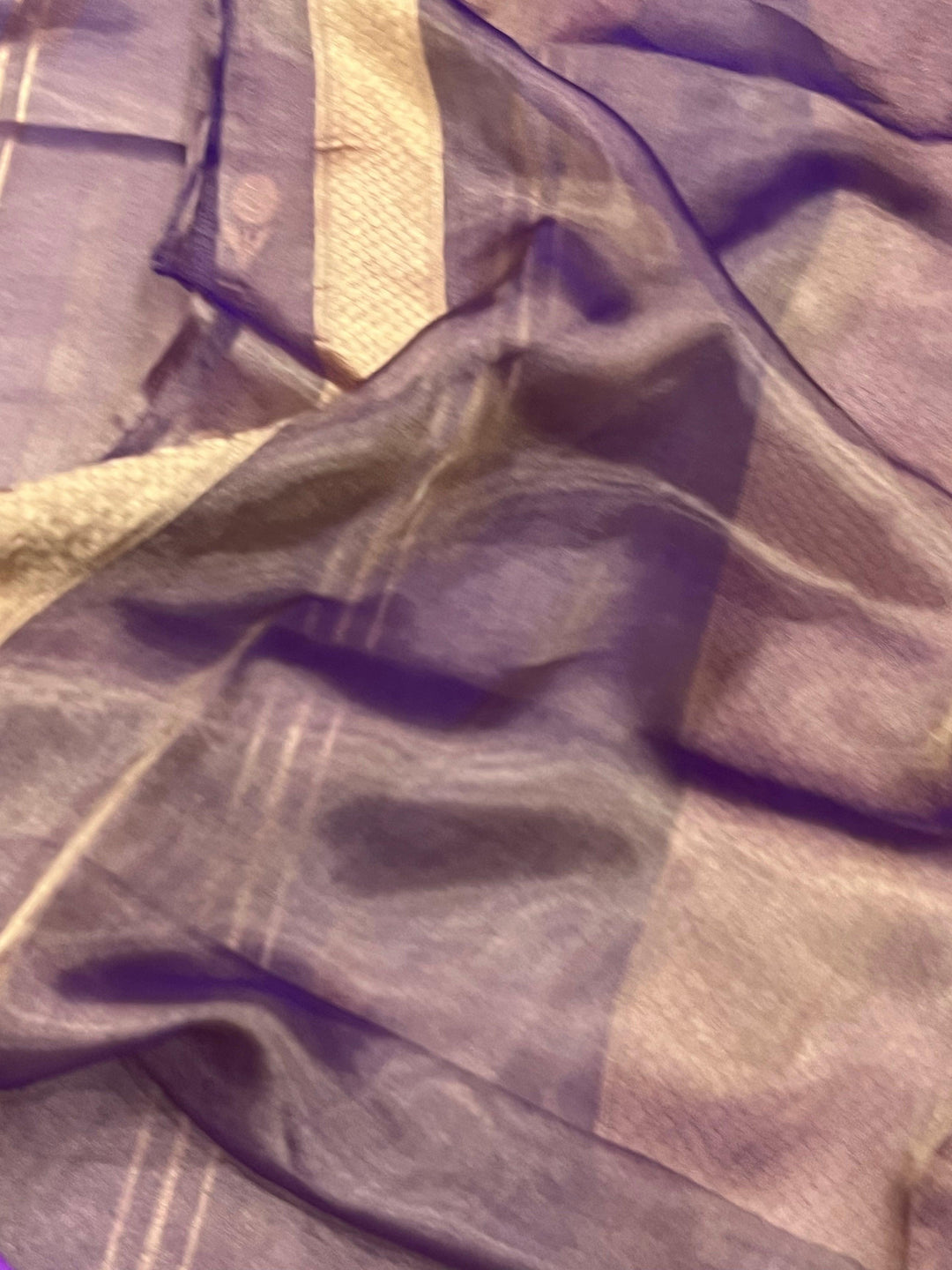 Magenta Banarasi Handloom Organza Tissue Silk Saree - Aura Benaras