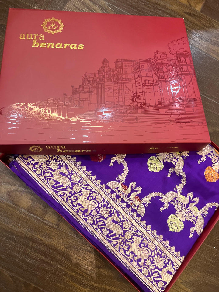 Folded view of pure Banarasi handloom Katan silk saree highlighting the exquisite Kadhwa Meenakari Shikargah jaal weaving