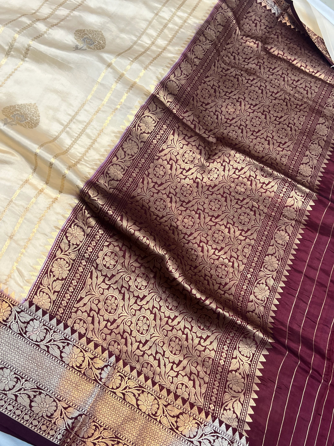 White Pure Banarasi Handloom Silk Saree