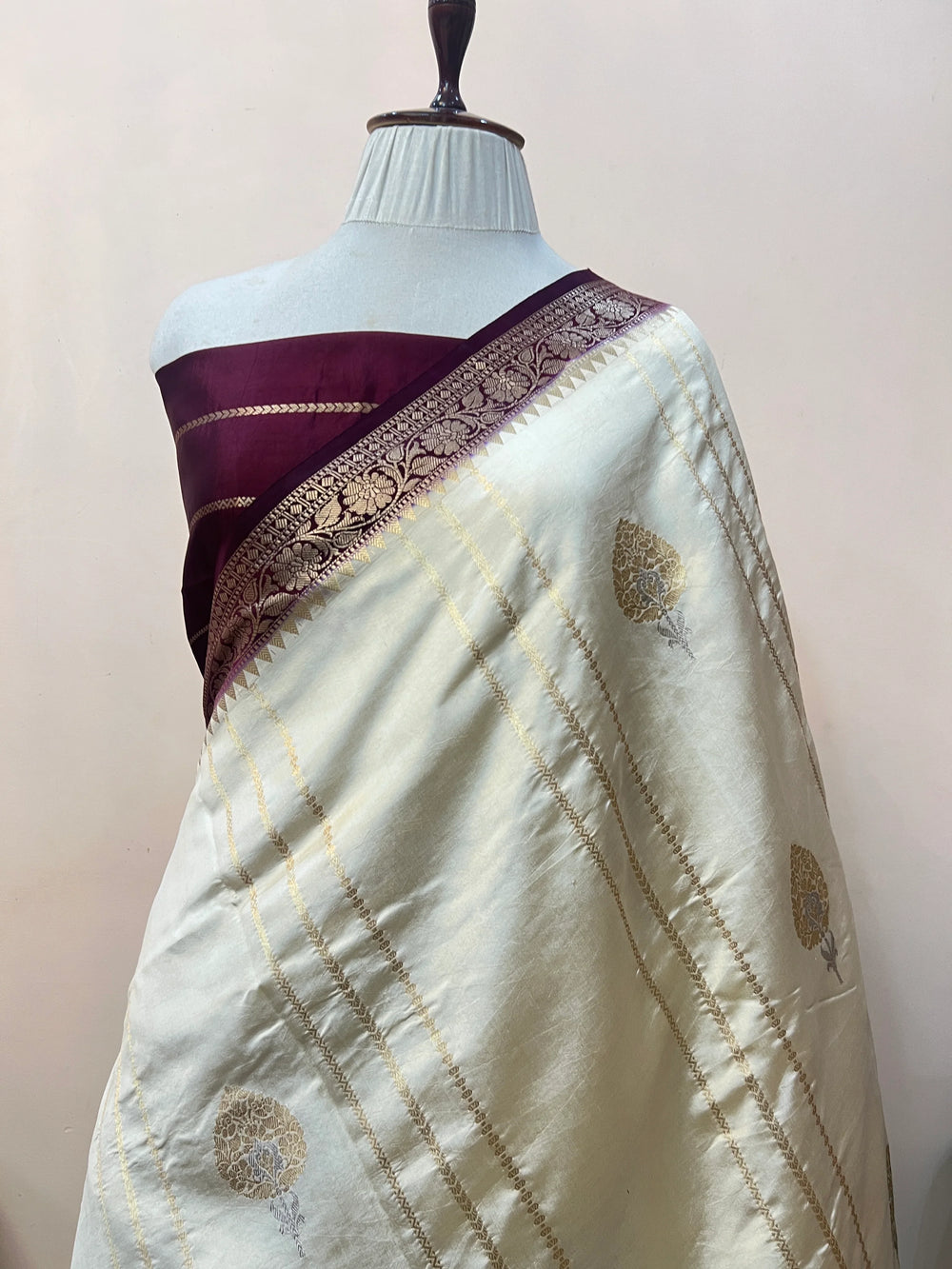 White Pure Banarasi Handloom Silk Saree