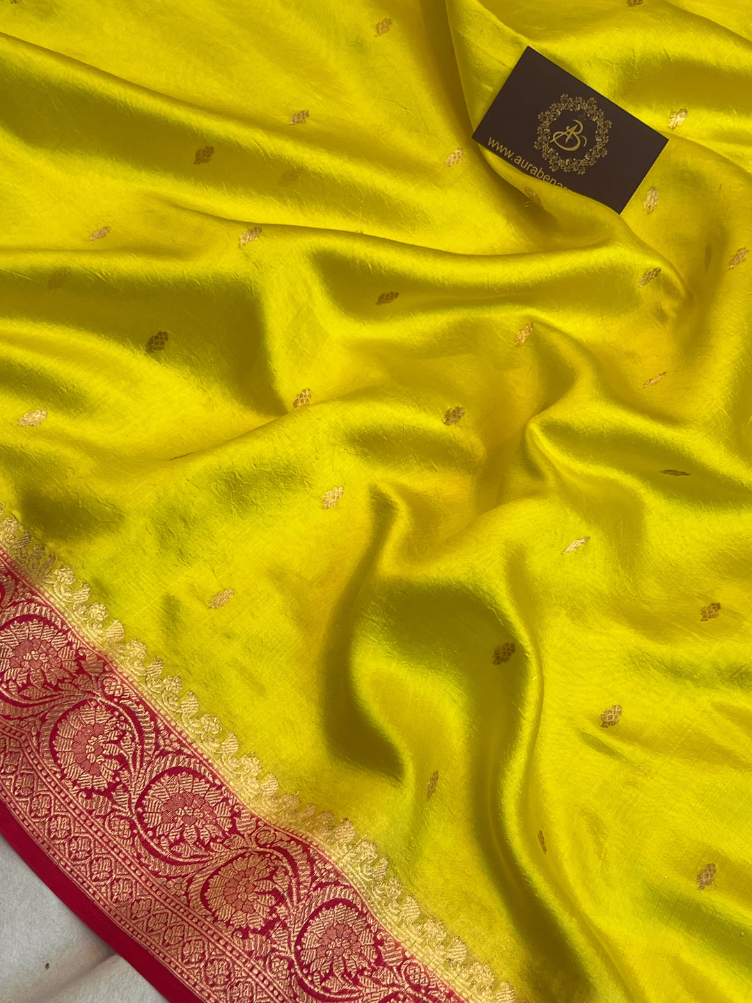 Lemon Yellow Pure Banarasi Handloom Silk Saree