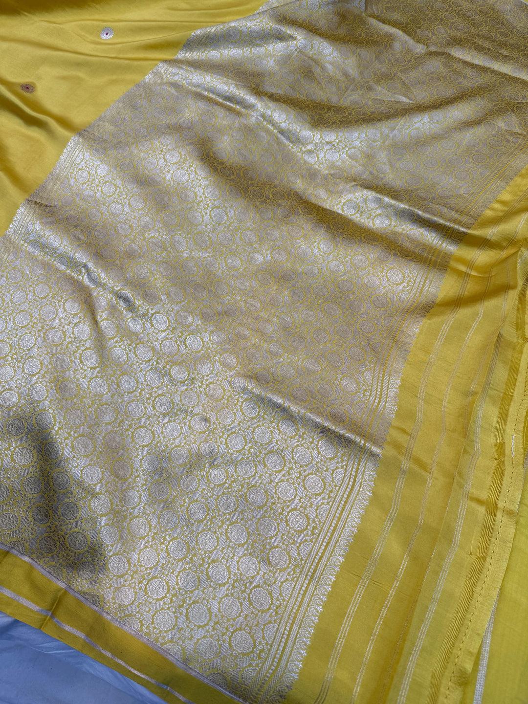 Lemon Yellow Pure Banarasi Handloom Silk Saree