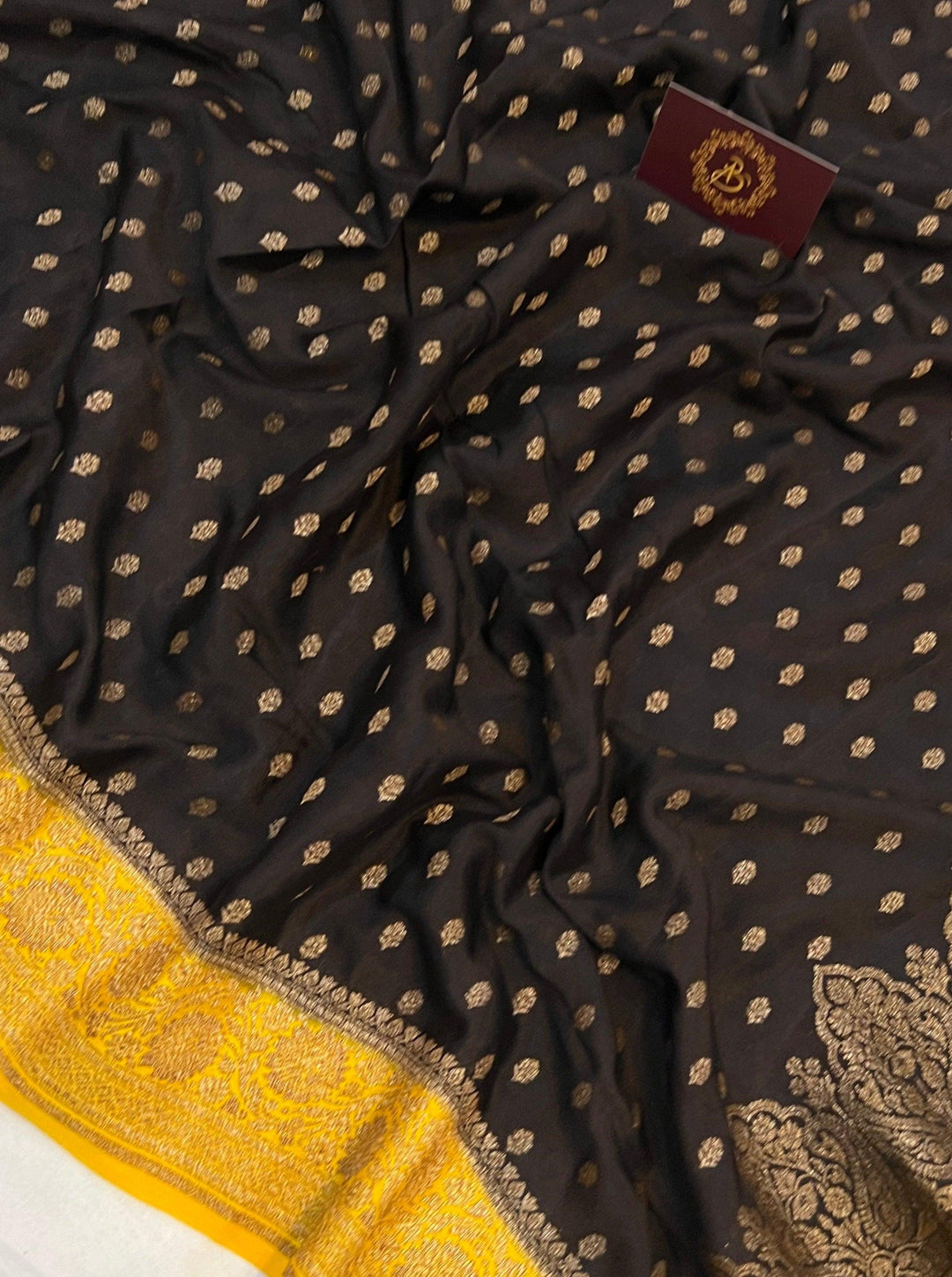 Black Pure Banarasi Khaddi Crepe Silk Saree - Aura Benaras