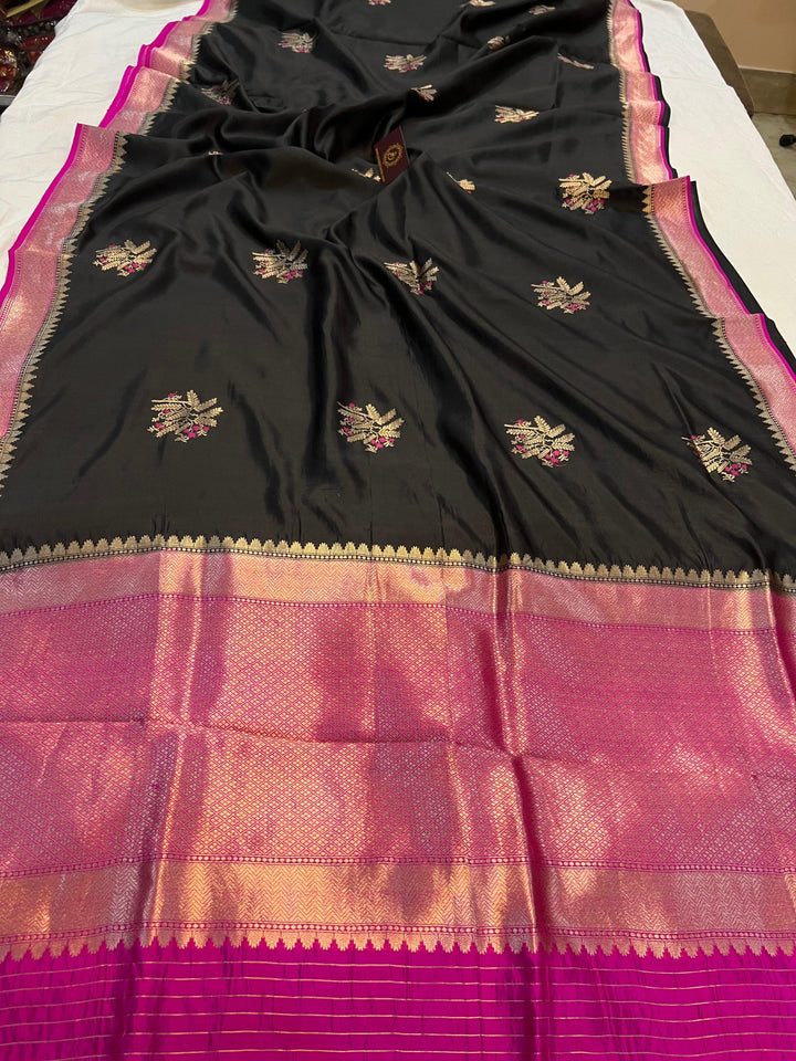 Black Pure Banarasi Handloom Silk Saree - Aura Benaras