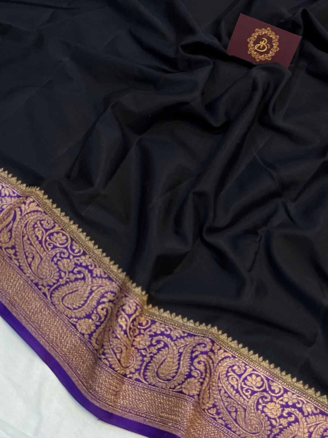 Black Pure Banarasi Khaddi Crepe Silk Saree - Aura Benaras