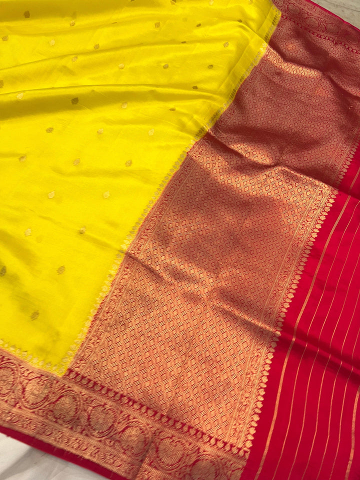 Lemon Yellow Pure Banarasi Handloom Silk Saree - Aura Benaras