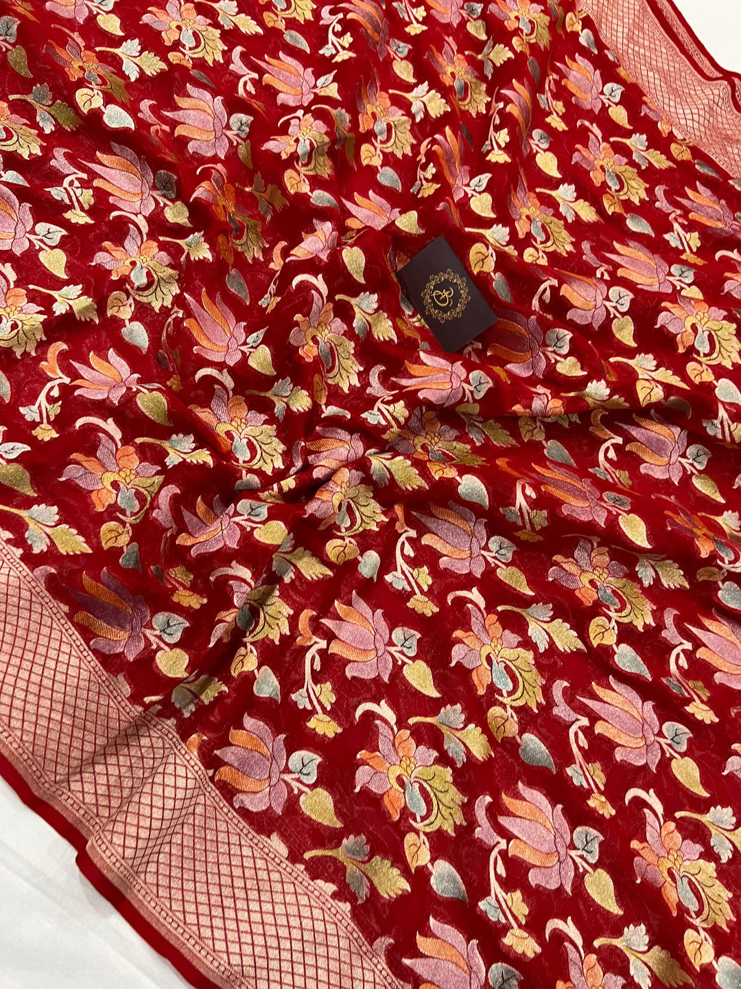 Red Rangkaat Banarasi Khaddi Georgette Saree - Aura Benaras