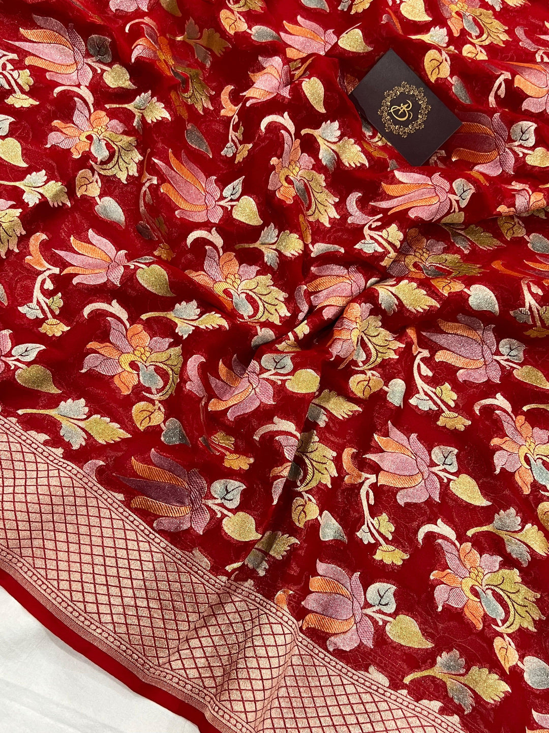 Red Rangkaat Banarasi Khaddi Georgette Saree - Aura Benaras