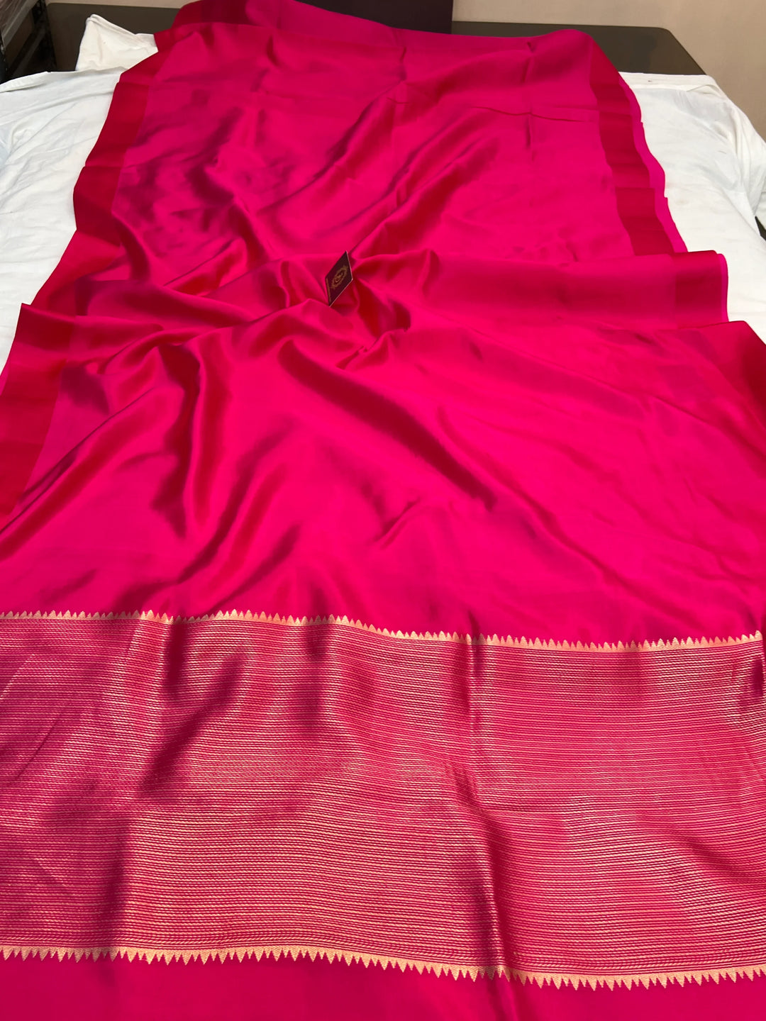 Rani Pink Pure Silk Handloom Banarasi Saree