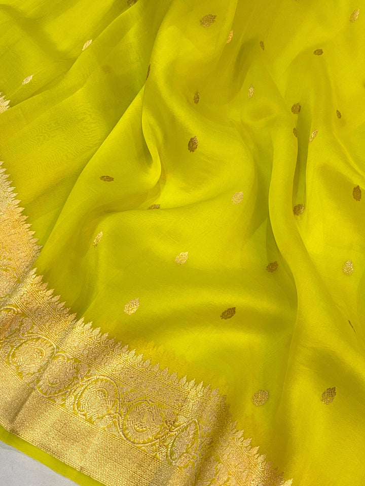 Lemon Yellow Banarasi Handloom Kora Silk Saree - Aura Benaras