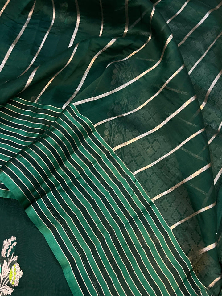 Bottle Green Pure Banarasi Handloom Silk Saree - Aura Benaras