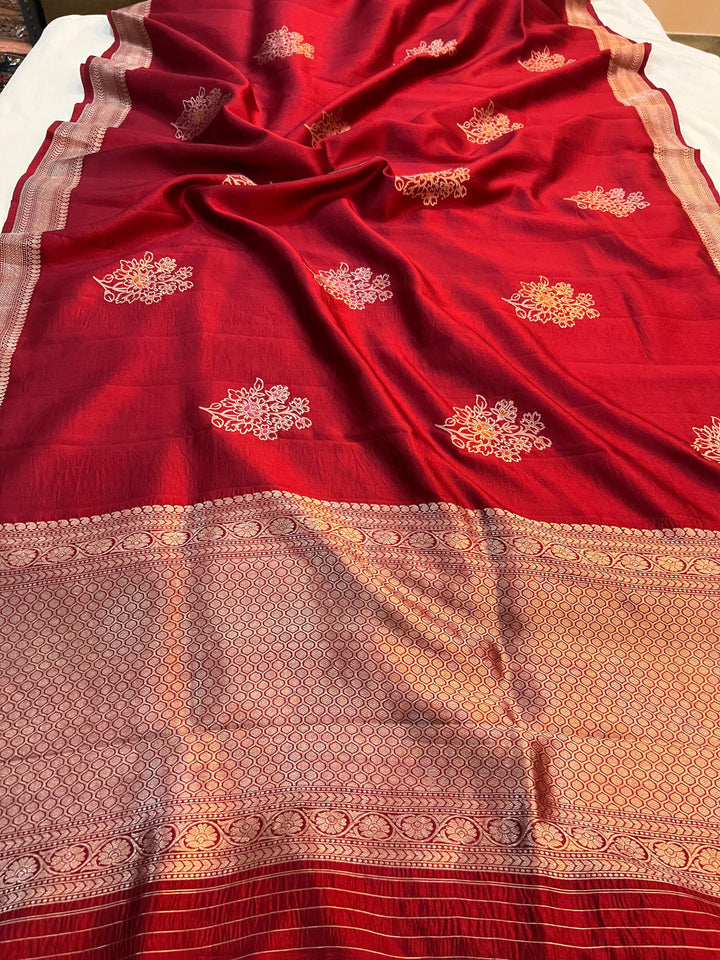 Pure silk handloom Banarasi saree with Kadhwa Meenakari butas and golden zari border