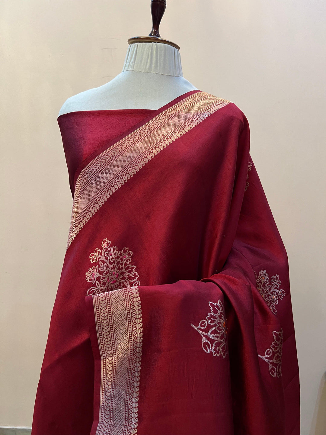 Pure silk handloom Banarasi saree with Kadhwa Meenakari butas and golden zari border