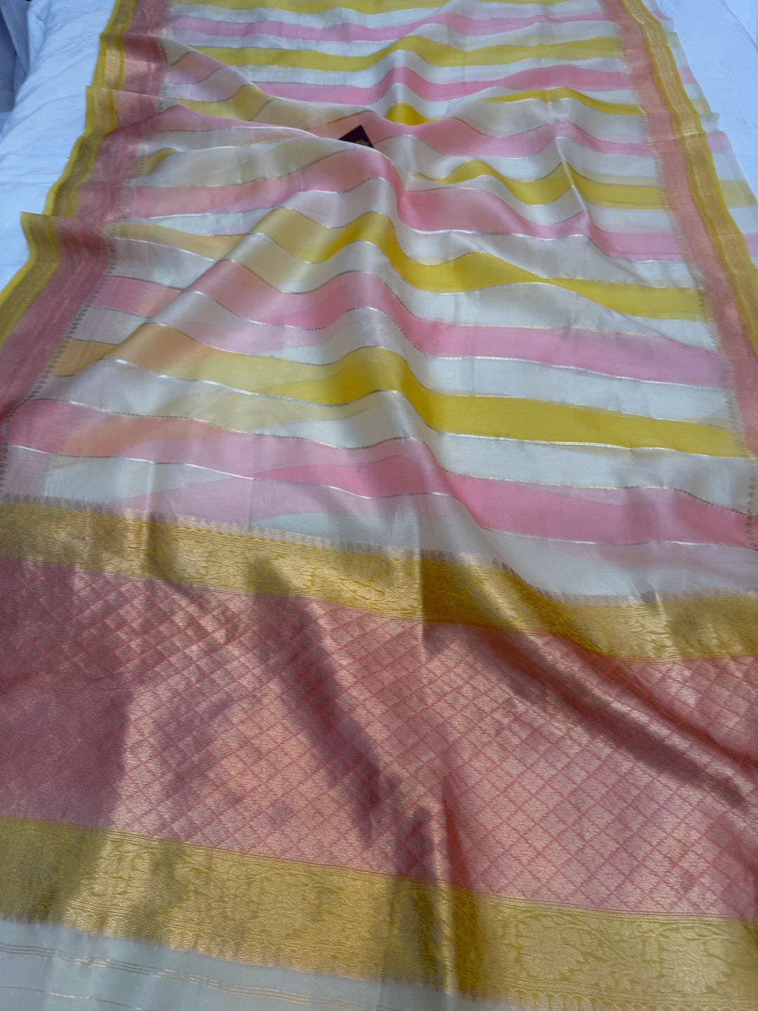 Off White Pure Kora Silk Handloom Banarasi Saree