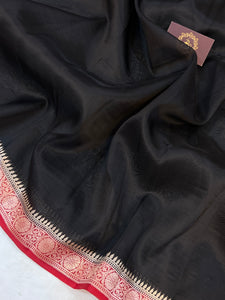 Black Banarasi Handloom Kora Silk Saree - Aura Benaras