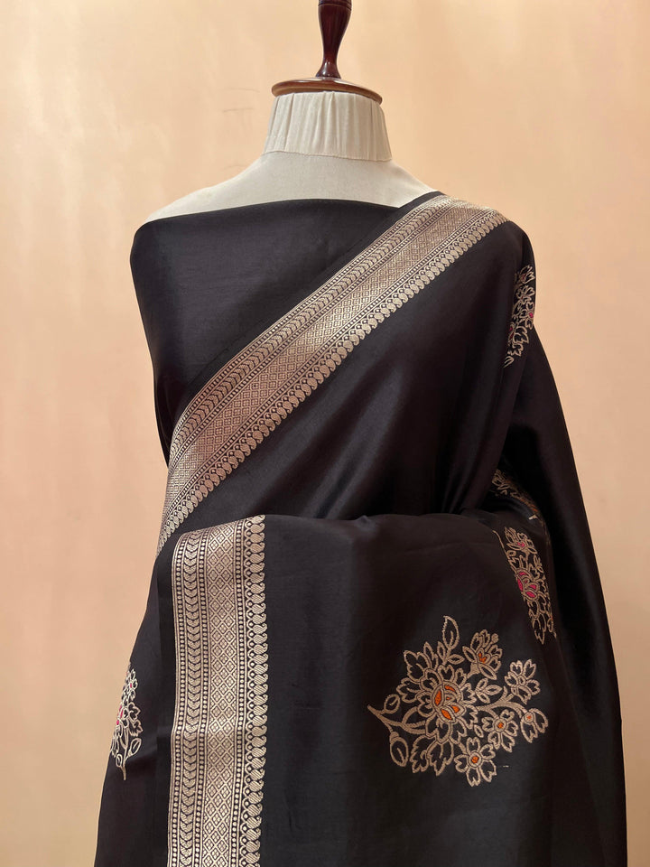 Pure silk handloom Banarasi saree with Kadhwa Meenakari butas and golden zari border