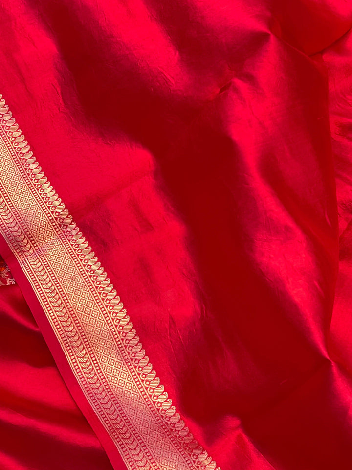 Plain silk blouse piece with matching tone for Banarasi saree