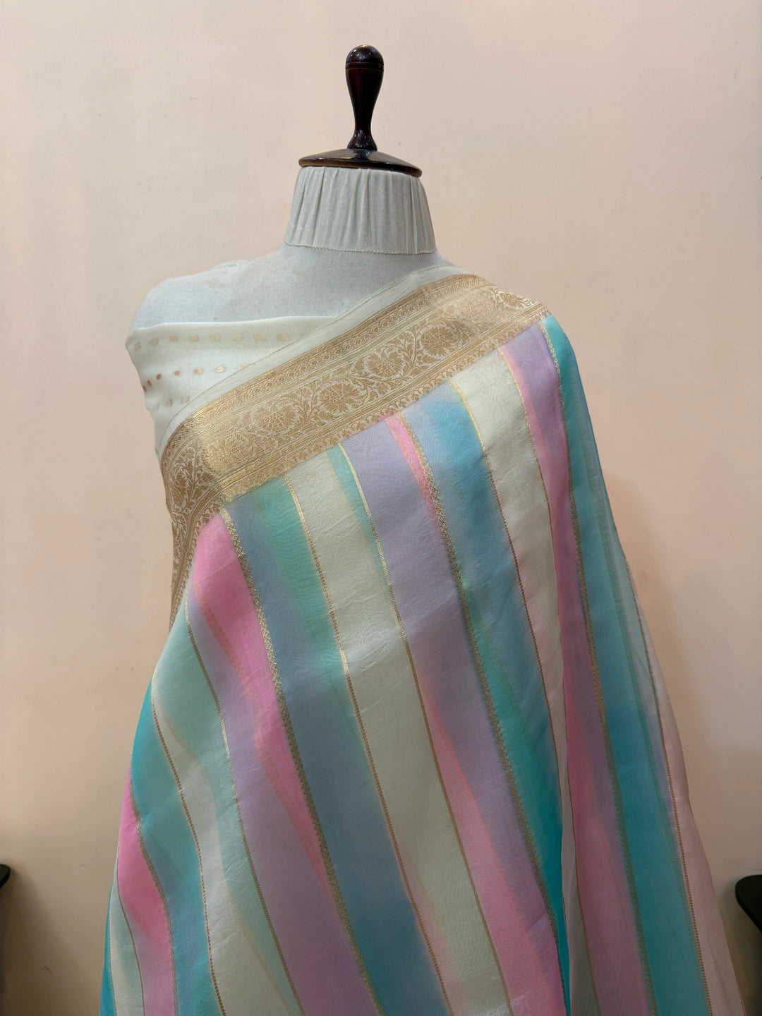 Off White Pure Kora Silk Handloom Banarasi Saree