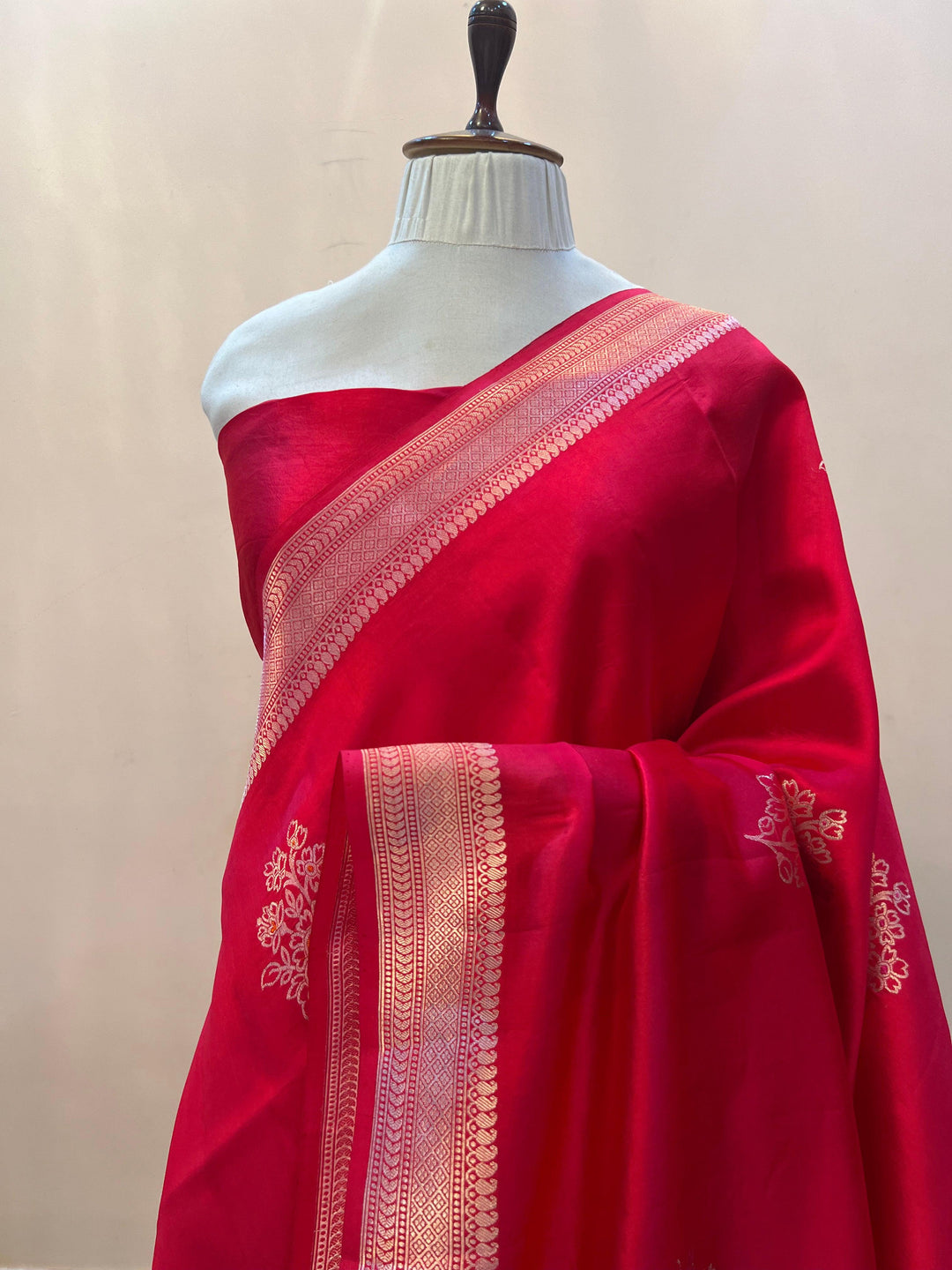 Pure silk handloom Banarasi saree with Kadhwa Meenakari butas and golden zari border