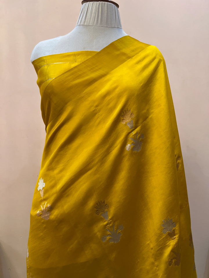 Yellow Pure Silk Handloom Banarasi Saree