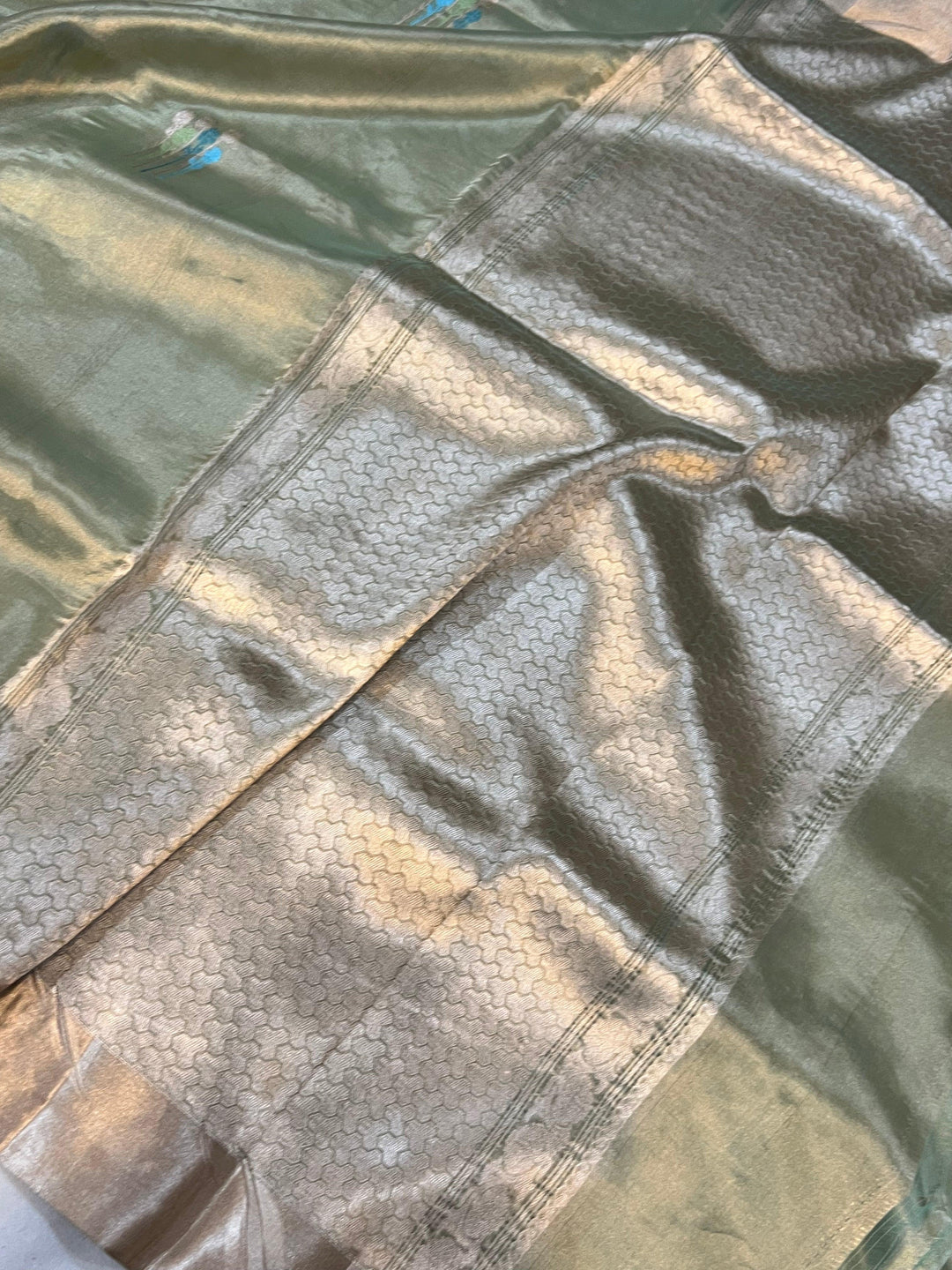 Green Pure Banarasi Handloom Silk Saree - Aura Benaras