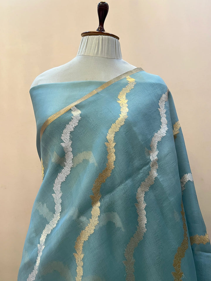 Blue Banarasi Kora silk handloom saree with Kadwa jaal design
