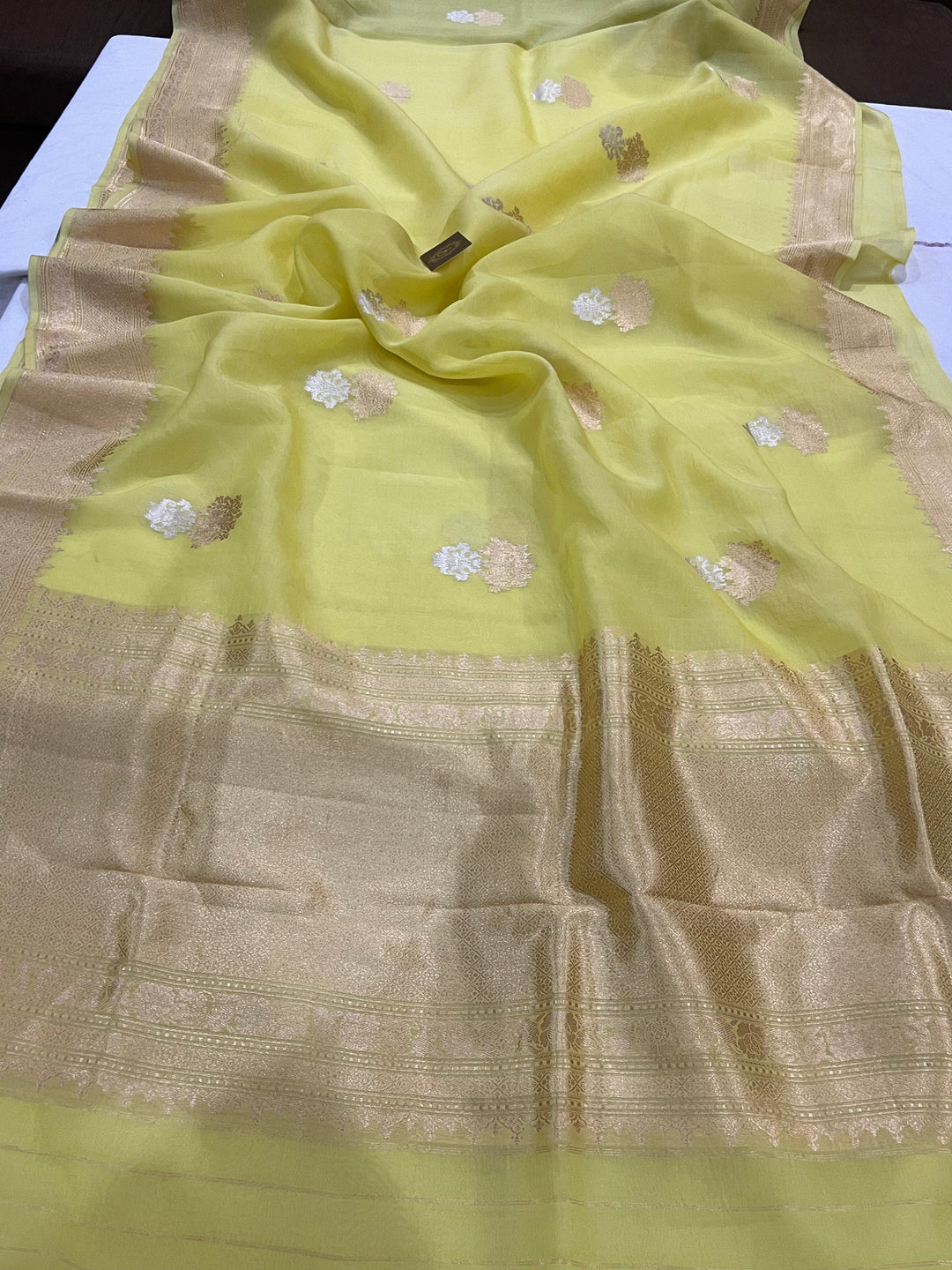 Pastel Yellow Pure Banarasi Handloom Silk Saree - Aura Benaras