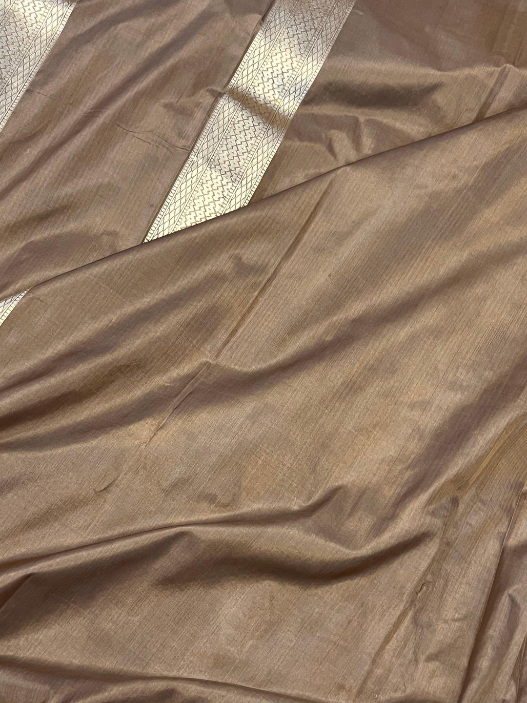 Lite Brown Banarasi Handloom Katan Silk Saree - Aura Benaras