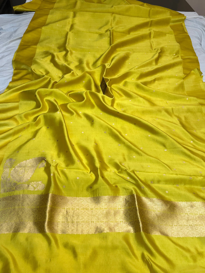 Lemon Yellow Pure Silk Handloom Banarasi Saree