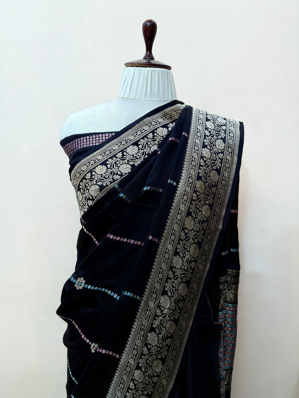 Black Pure Mashru Silk Handloom Banarasi Saree