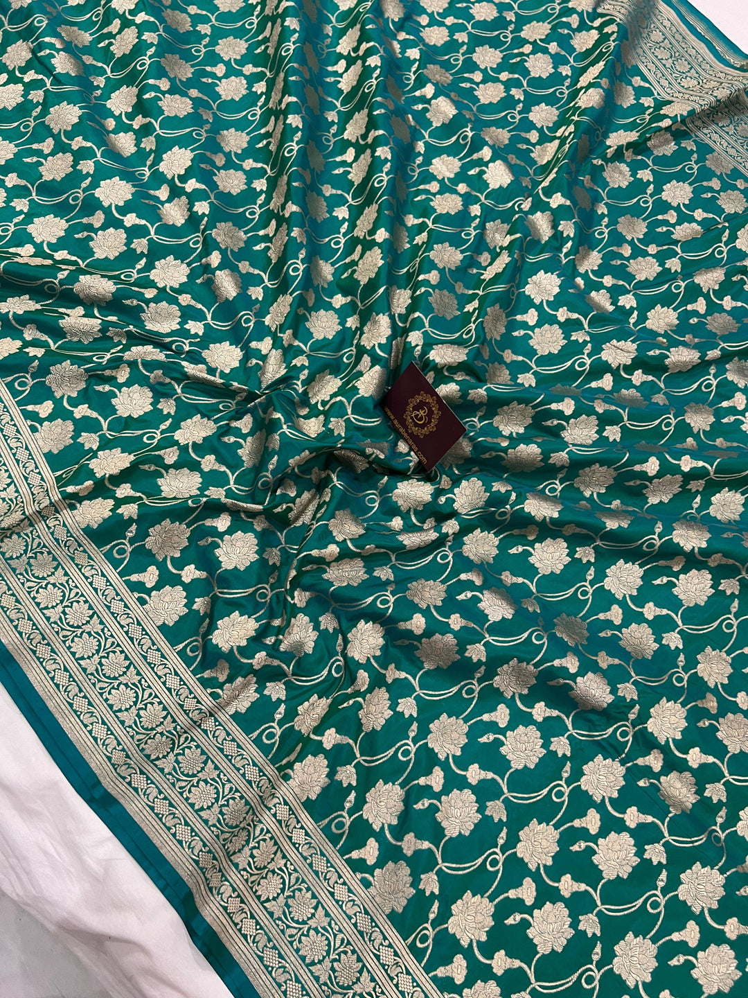 Rana Green Banarasi Handloom Katan Silk Saree - Aura Benaras