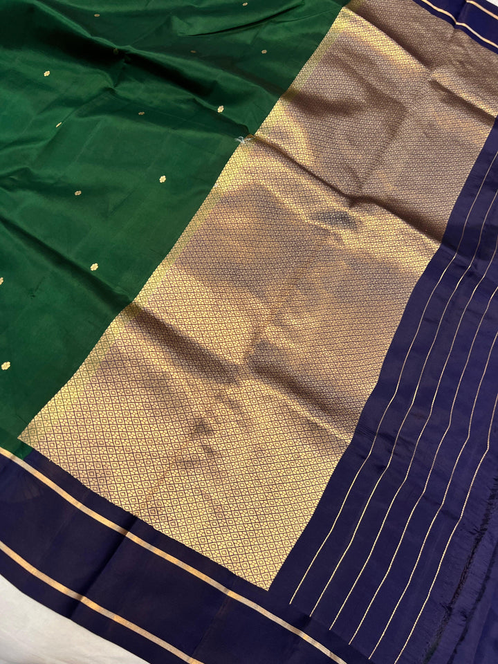 Green Pure Banarasi Handloom Silk Saree - Aura Benaras